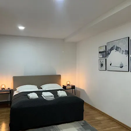 Central Hotel Sisava