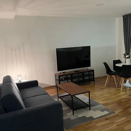 Central 3* Sisava