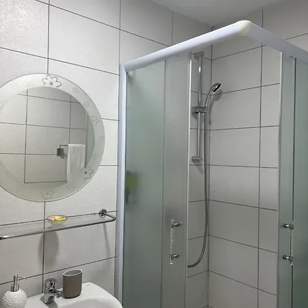 Central 3* Sisava